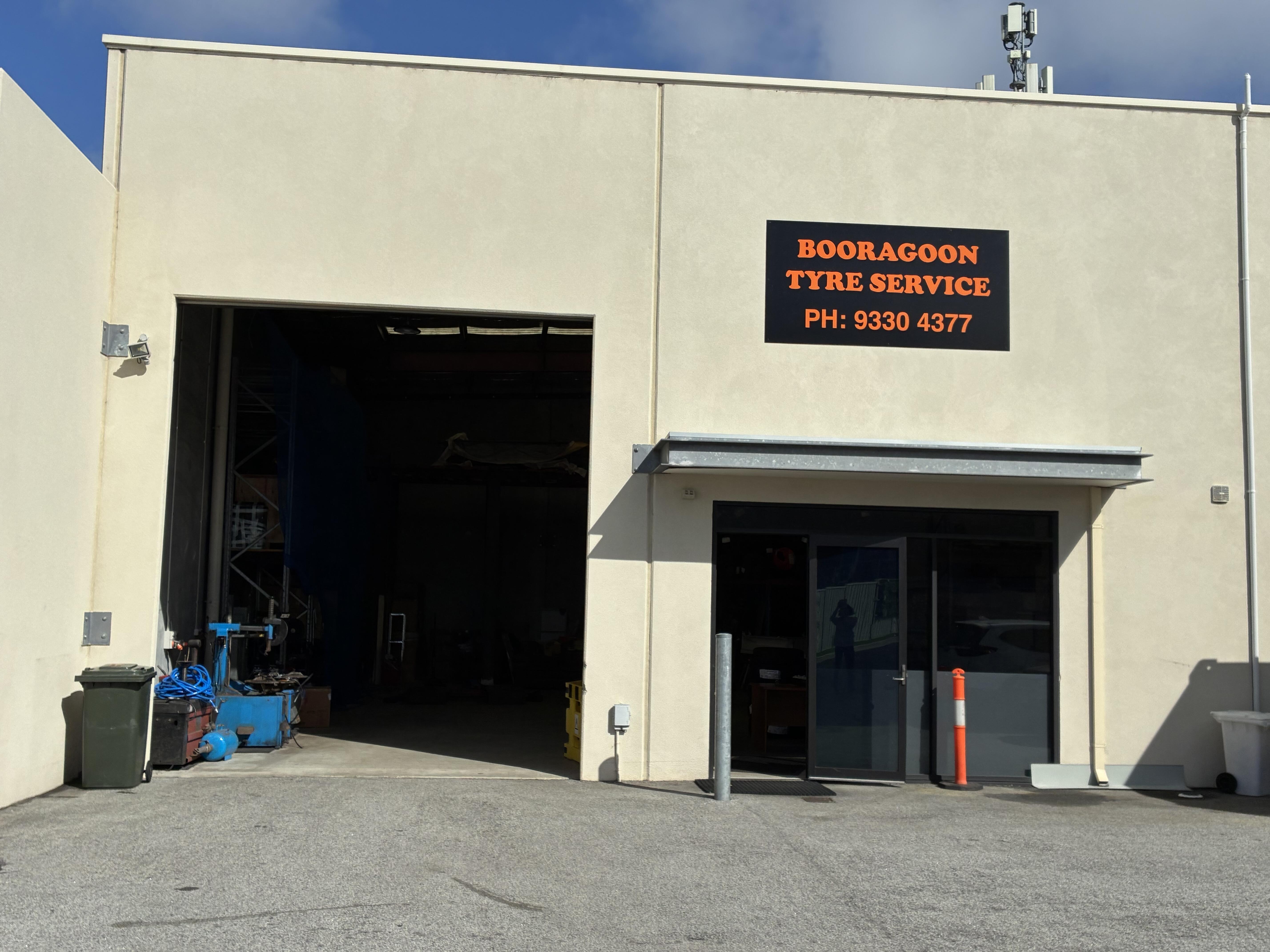 Exterior of the Booragoon Tyre Service workshop